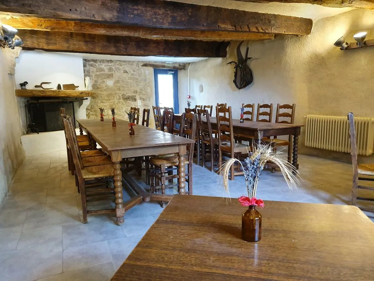 Domaine Les Bayles Bed & Breakfast Saint-Trinit 0*,