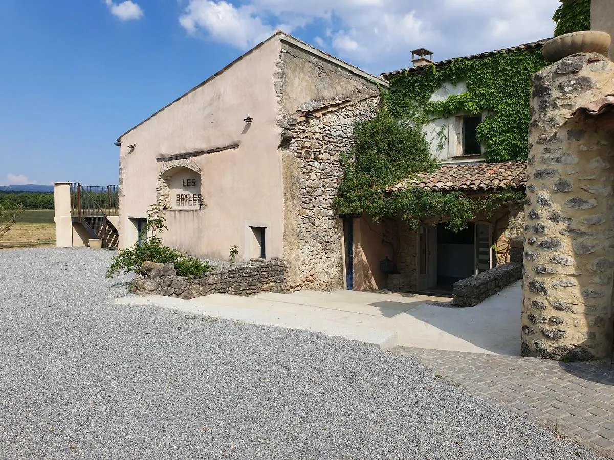 Domaine Les Bayles Bed & Breakfast Saint-Trinit